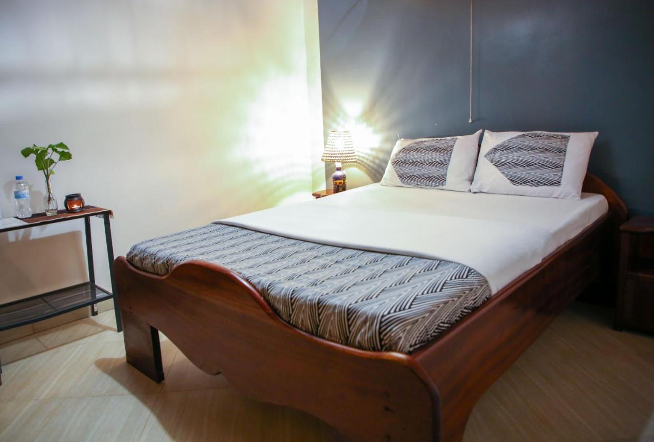 Tea House Bnb Кигали Екстериор снимка